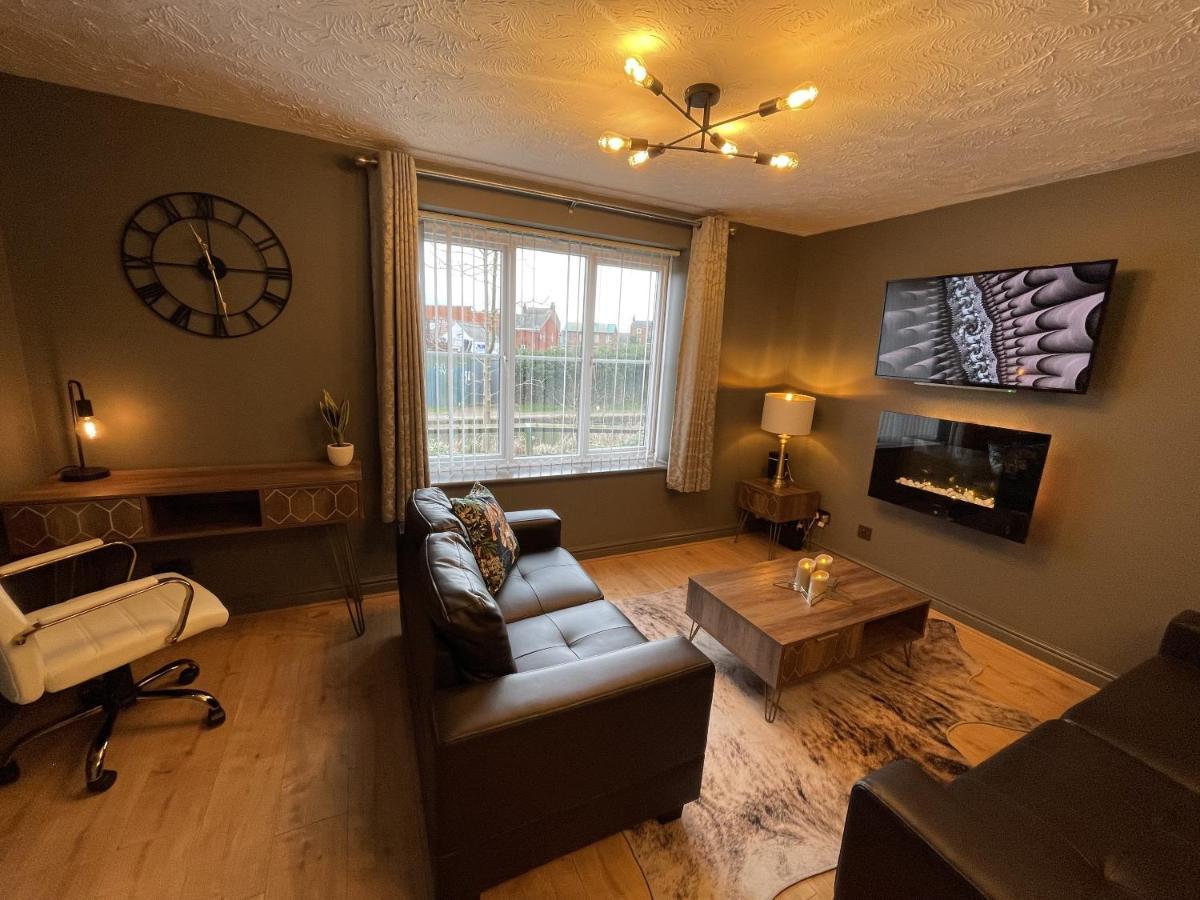 No24 - 2-Bed Boutique Apartment - Hosted By Hutch Lifestyle Leamington Spa Dış mekan fotoğraf