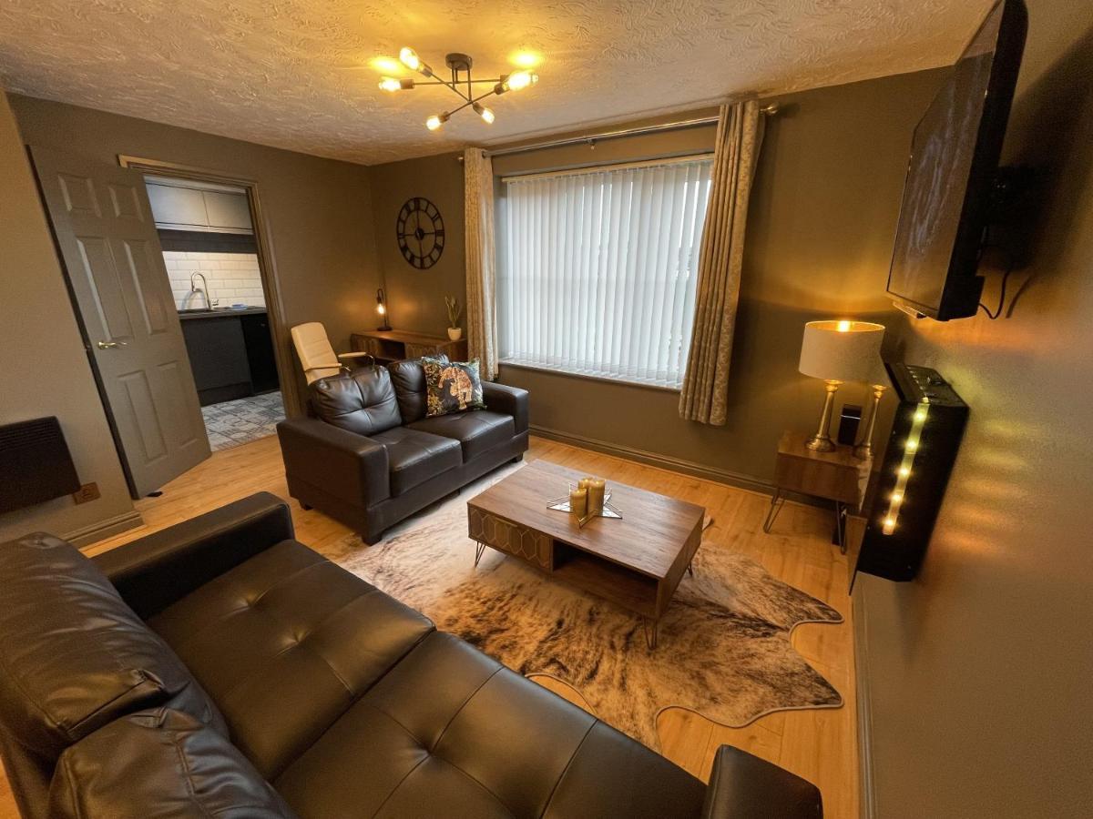 No24 - 2-Bed Boutique Apartment - Hosted By Hutch Lifestyle Leamington Spa Dış mekan fotoğraf