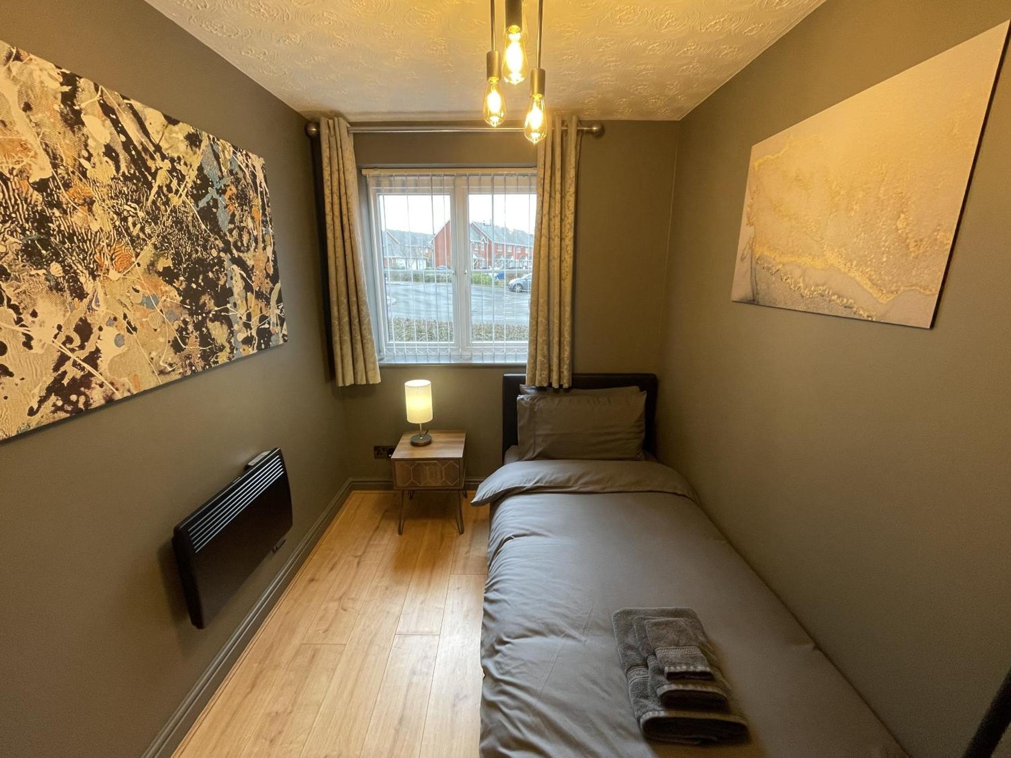 No24 - 2-Bed Boutique Apartment - Hosted By Hutch Lifestyle Leamington Spa Dış mekan fotoğraf
