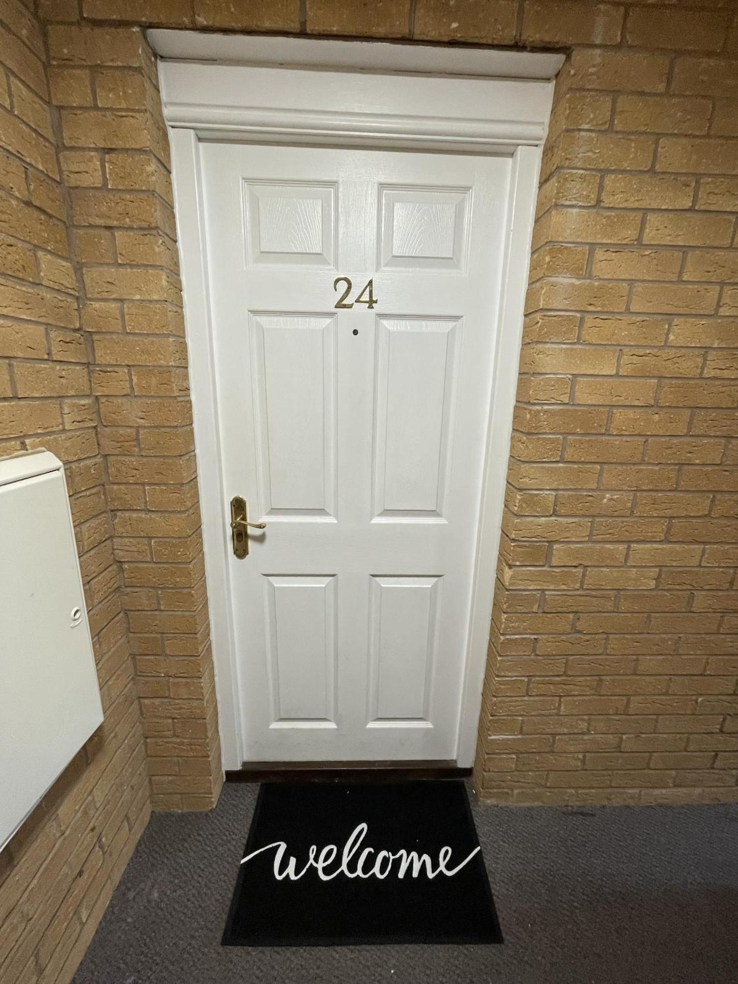 No24 - 2-Bed Boutique Apartment - Hosted By Hutch Lifestyle Leamington Spa Dış mekan fotoğraf